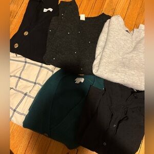 Women’s Size Medium Tops & Sweaters Bundle | Neutral Basics | 5Pieces